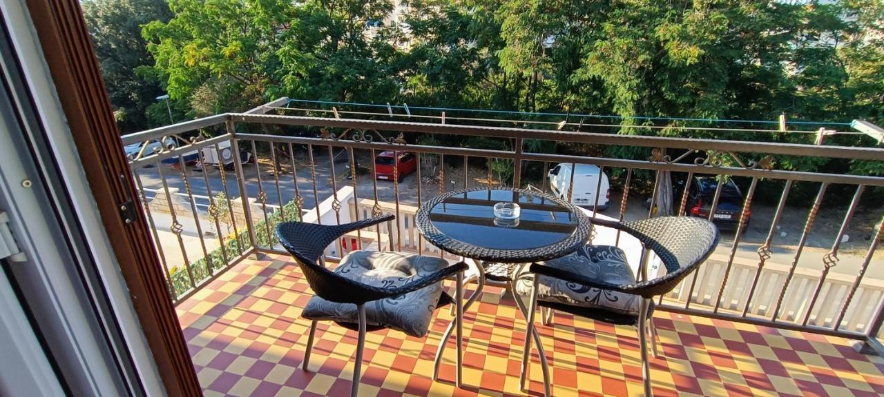 Apartments Ivanka Хвар Екстер'єр фото