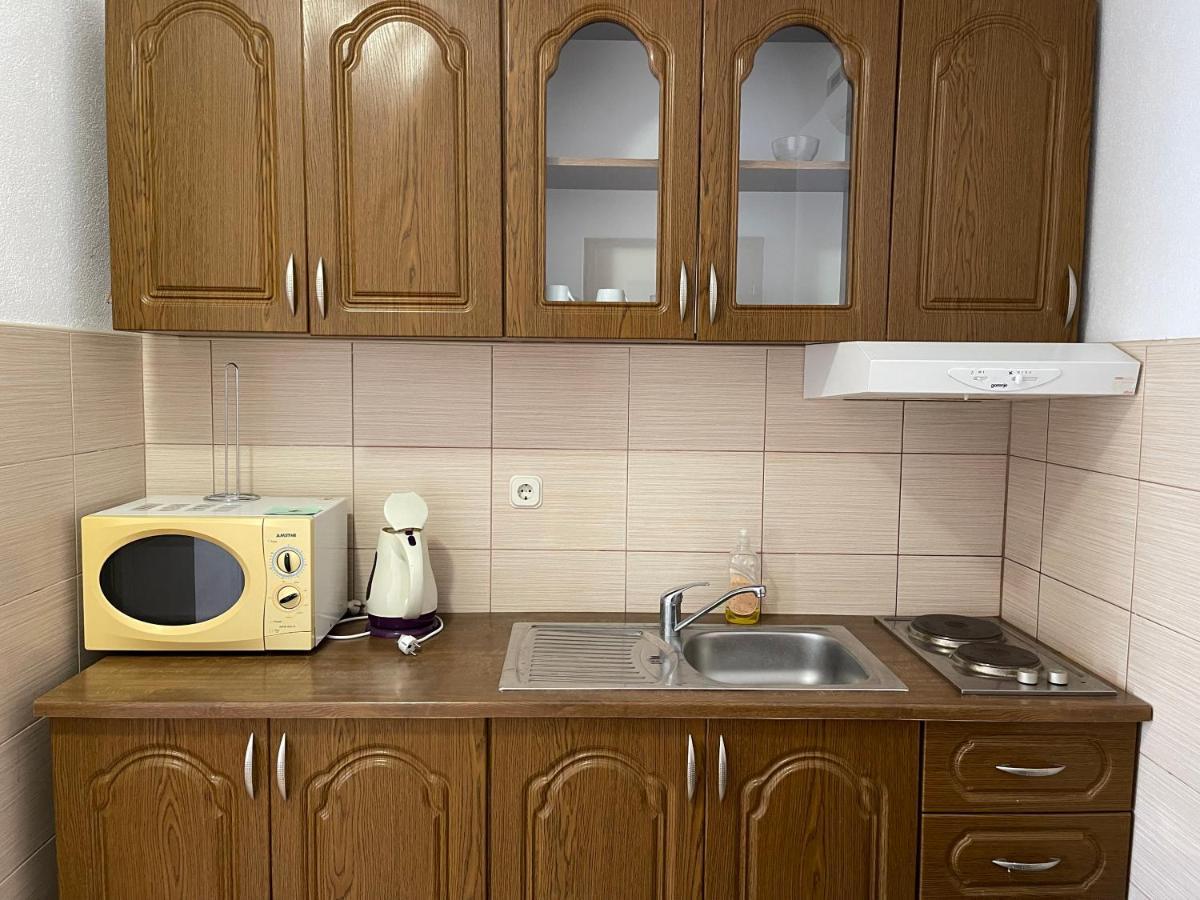 Apartments Ivanka Хвар Екстер'єр фото
